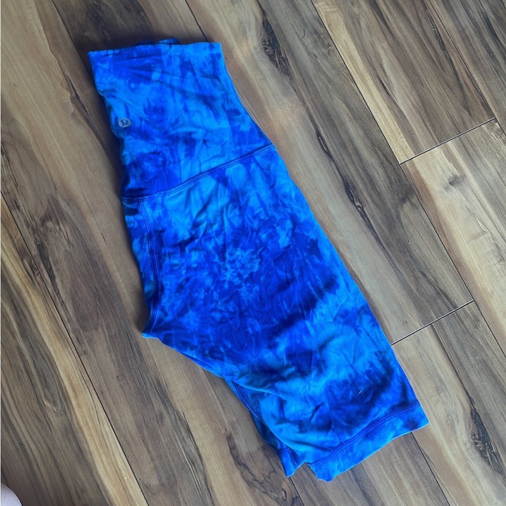 Lululemon align super high rise 10 in diamond dye shorts